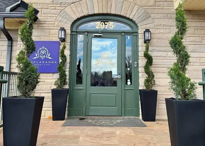 Skylaranna Resort & Spa